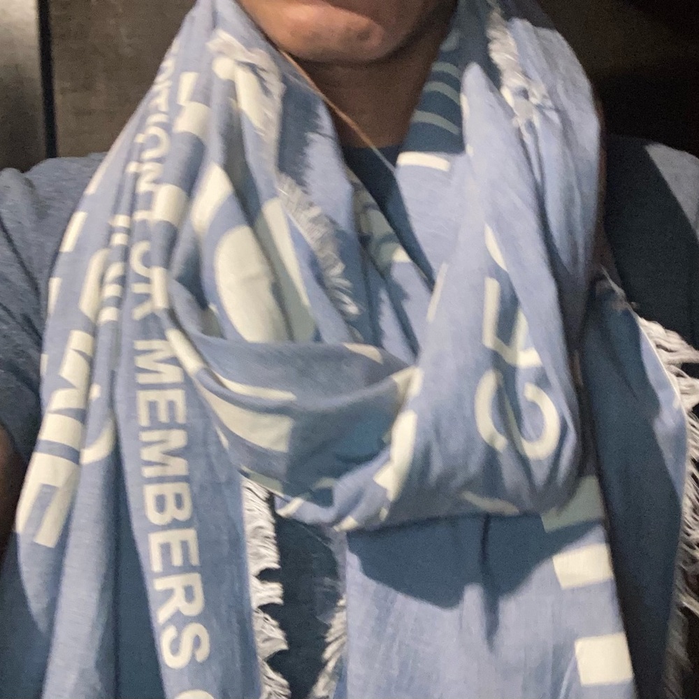 Diesel Scarf/Accessory - Picture 4 of 8